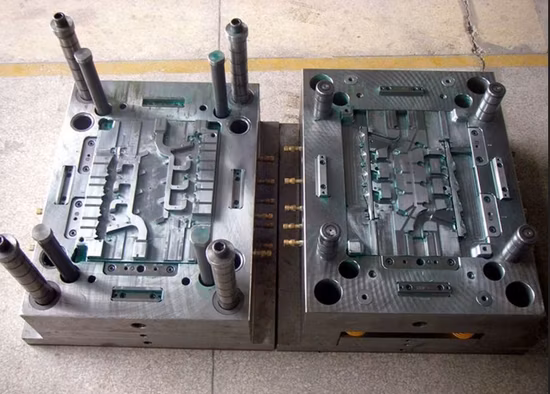 Eletrônica de câmara quente de precisão/PC doméstico/caixa de telefone ABS/capa/molde de injeção de peça de brinquedo de concha